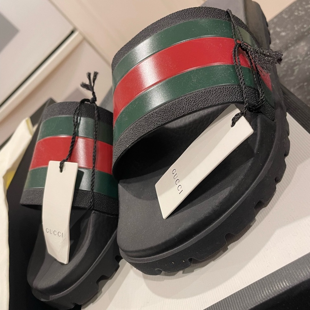 Gucci Slides Size 9